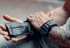 Versa Gripps Xtreme - Weight Lifting Wrist Straps 16 Versa Gripps Xtreme - Weight Lifting Wrist Straps -Pullum VGE